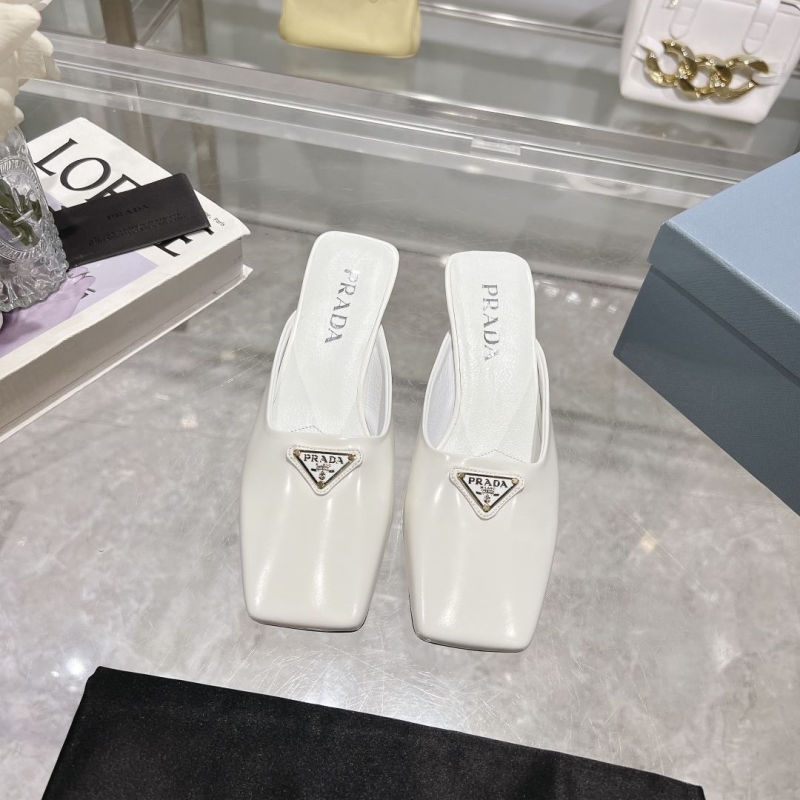 Pra*a high heels